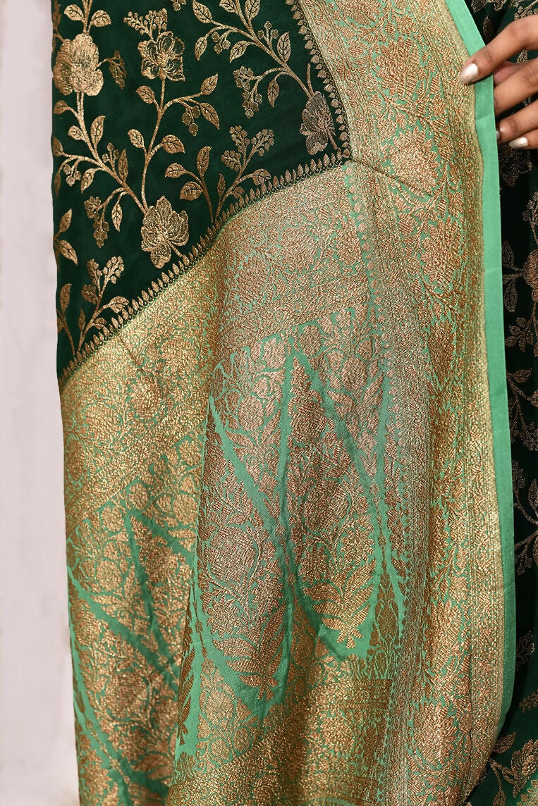 Joban Fashion Emerald Green Crepe Chiffon Pure Handloom Banarasi Silk Saree | Swadesiicart