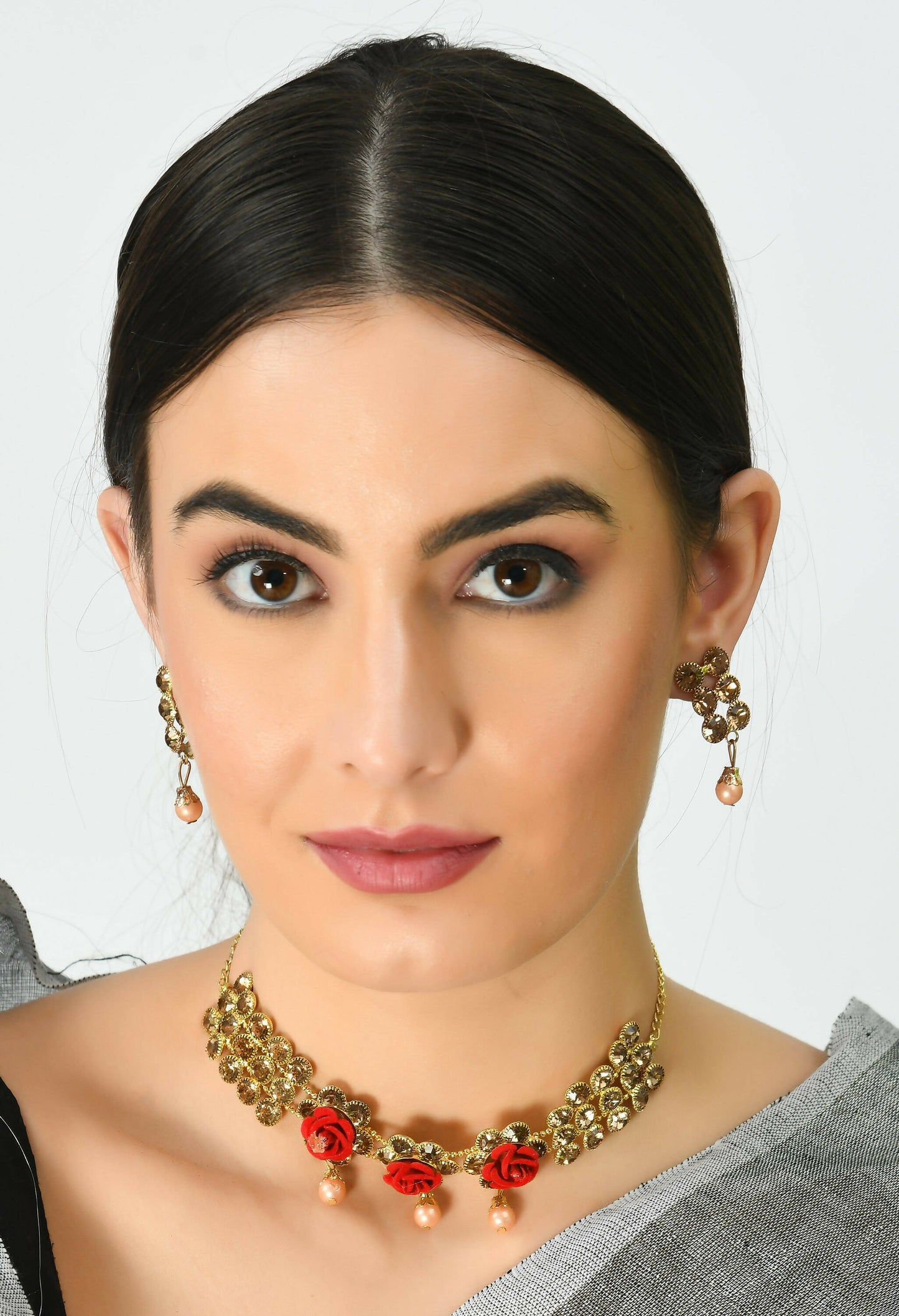 Mominos Fashion Johar Kamal Gold-Polished Brass Finish Stone/Pearls Choker For Women (Golden) | Swadesiicart