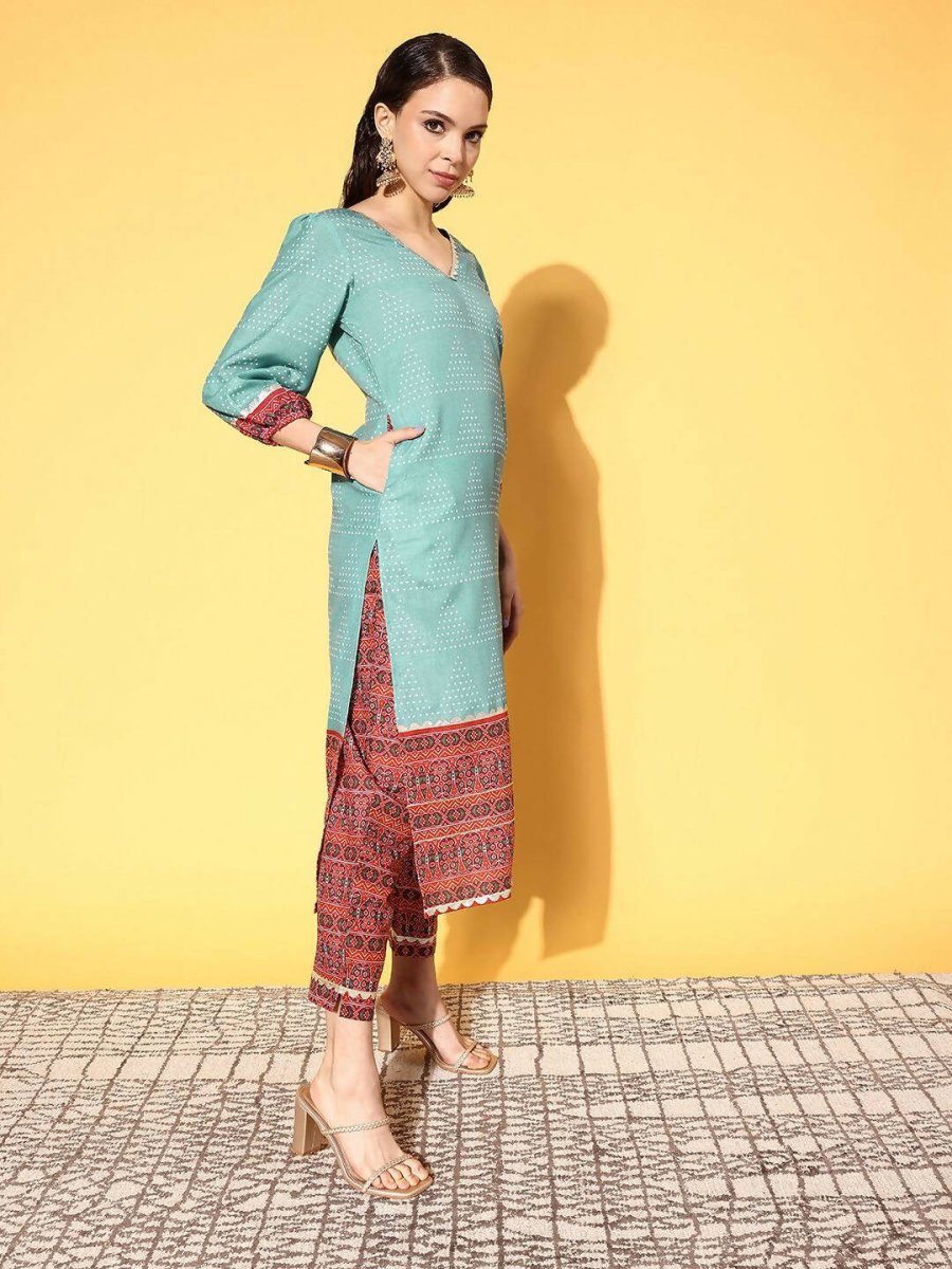 Ahalyaa Women's Teal Cotton Blend Digital Printed Kurta Pant Set | Swadesiicart