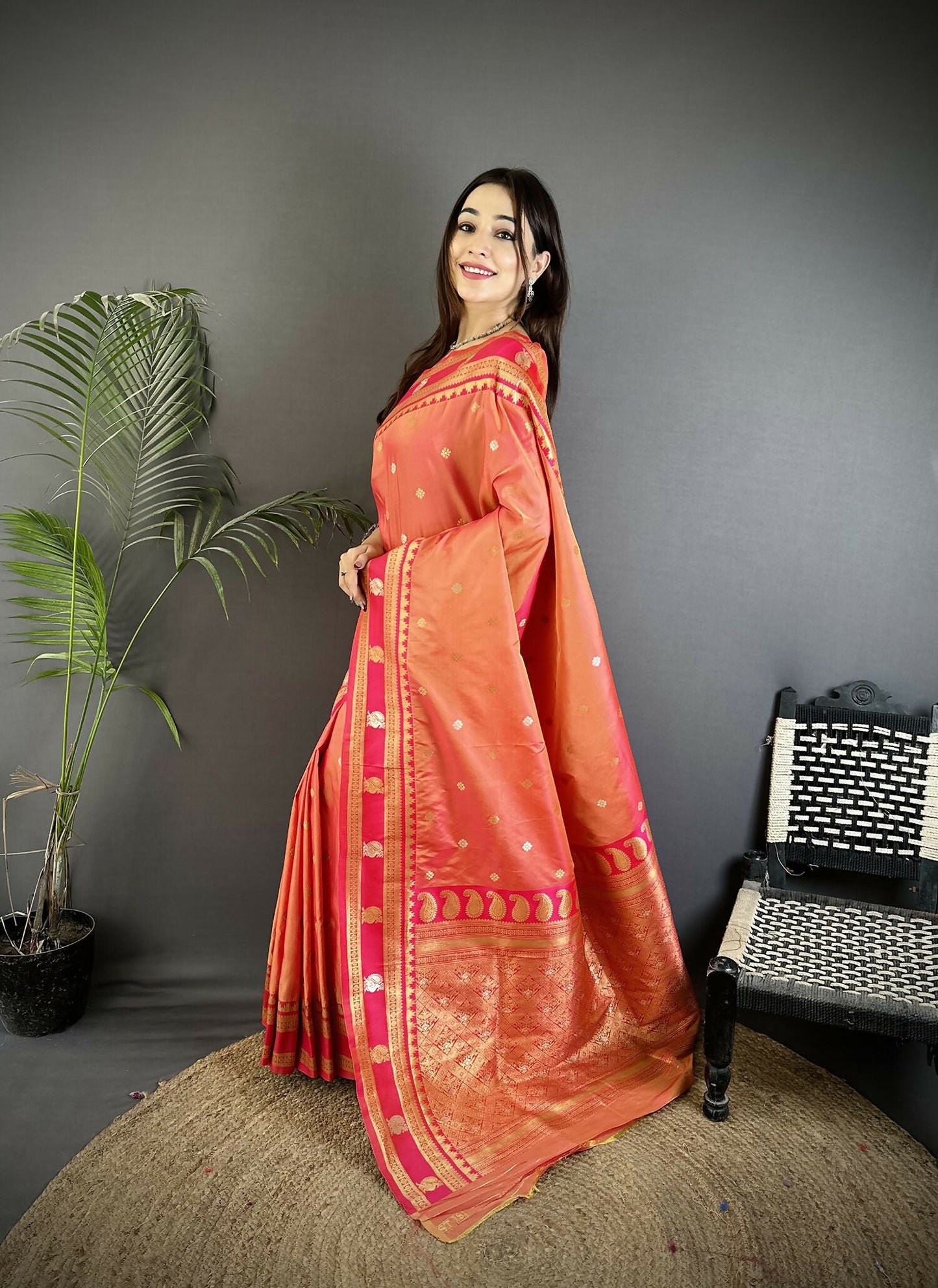 Joban Fashion Peach Banarasi Soft Silk Woven Saree | Swadesiicart