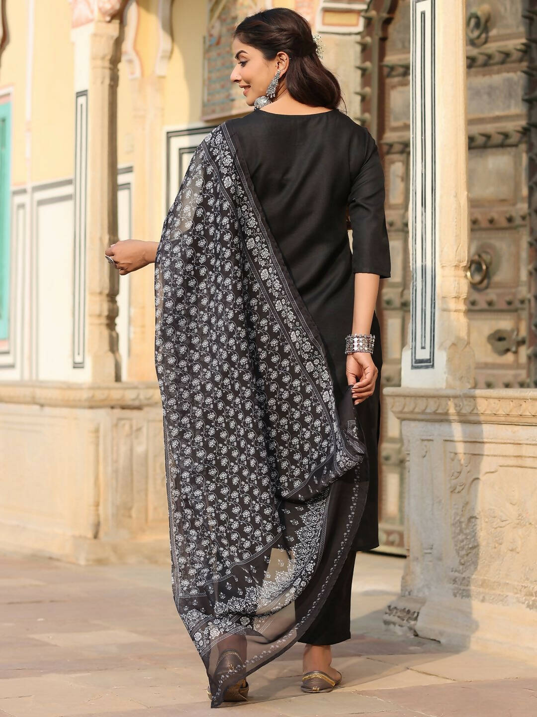 Juniper Women's Black Silk Solid Embroidered Kurta Set | Swadesiicart