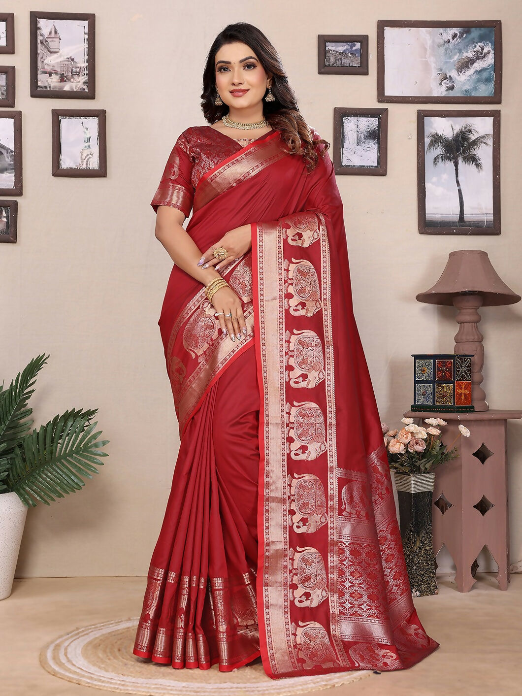 Joban Fashion Red Solid Banarasi Silk Sarees | Swadesiicart