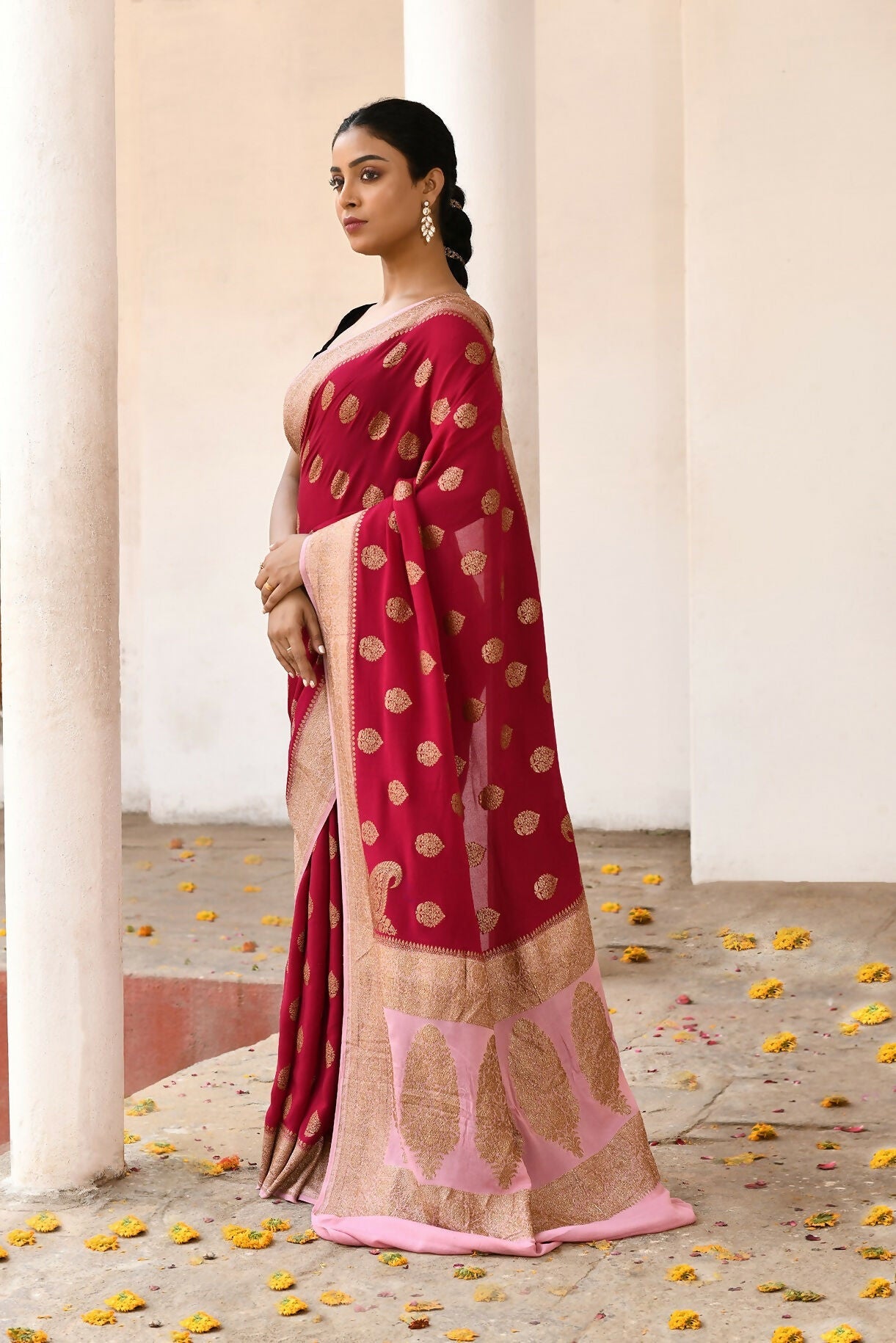 Joban Fashion Red Crepe Chiffon Pure Handloom Banarasi Silk Saree | Swadesiicart