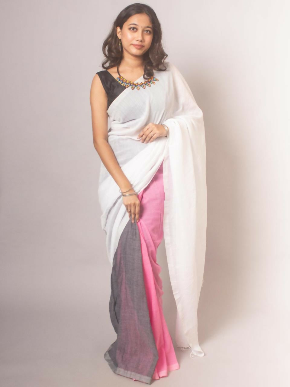 Exclusive Collection Beautiful Khadi Cotton White Grey Pink Handloom Saree - Swadesiicart