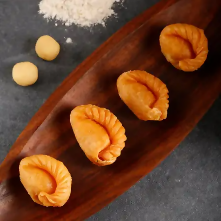Gummadi Foods Kova Poori | Swadesiicart