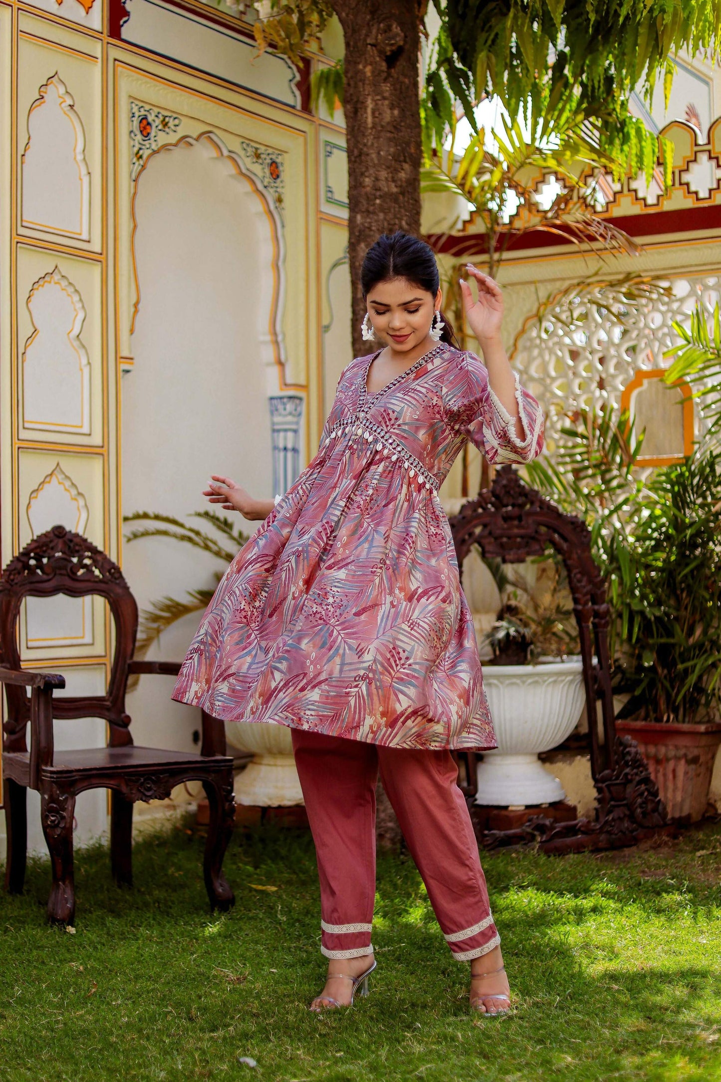 Vaasva Women Brown Muslin Floral Print Alia cut Kurta & Pant (Cord set) - Swadesiicart