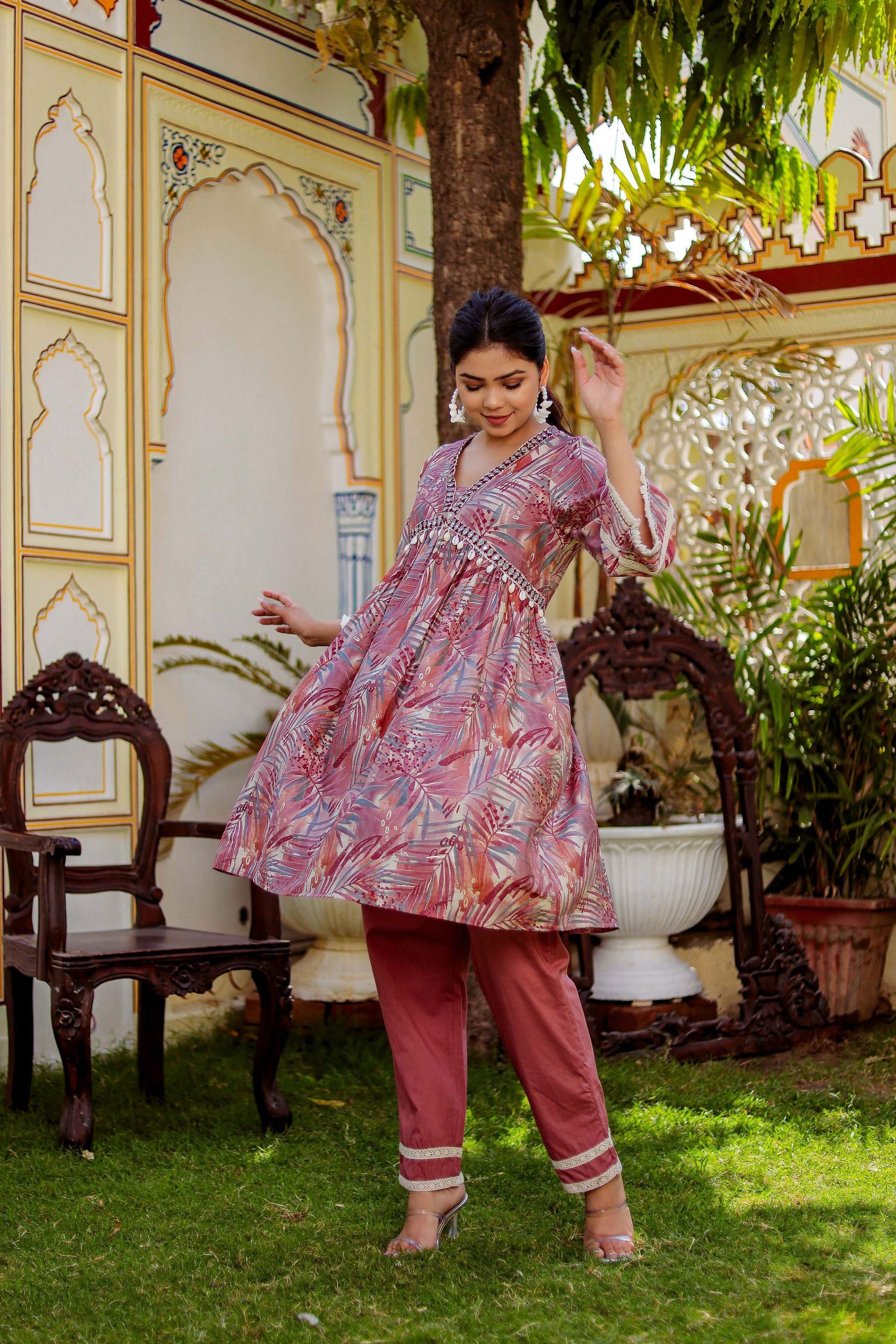 Vaasva Women Brown Muslin Floral Print Alia cut Kurta & Pant (Cord set) - Swadesiicart