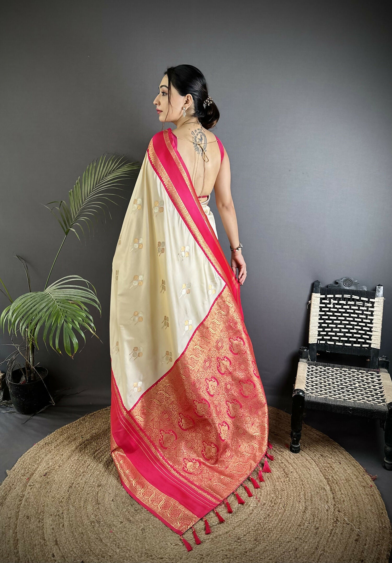 Joban Fashion Cream Banarasi Soft Silk Woven Saree | Swadesiicart