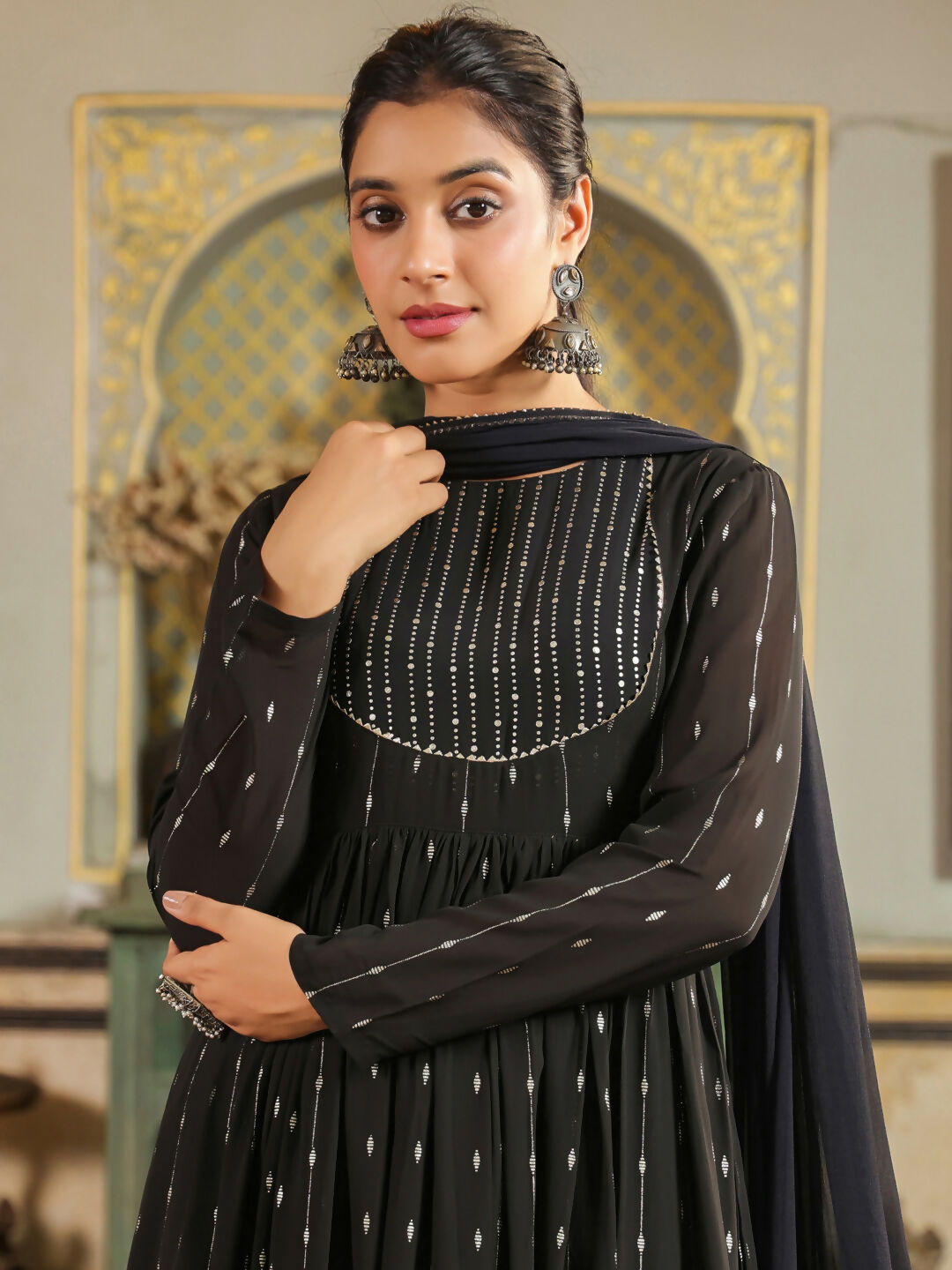 Janasya Black Georgette Foil Print Kurta,Bottom & Dupatta | Swadesiicart