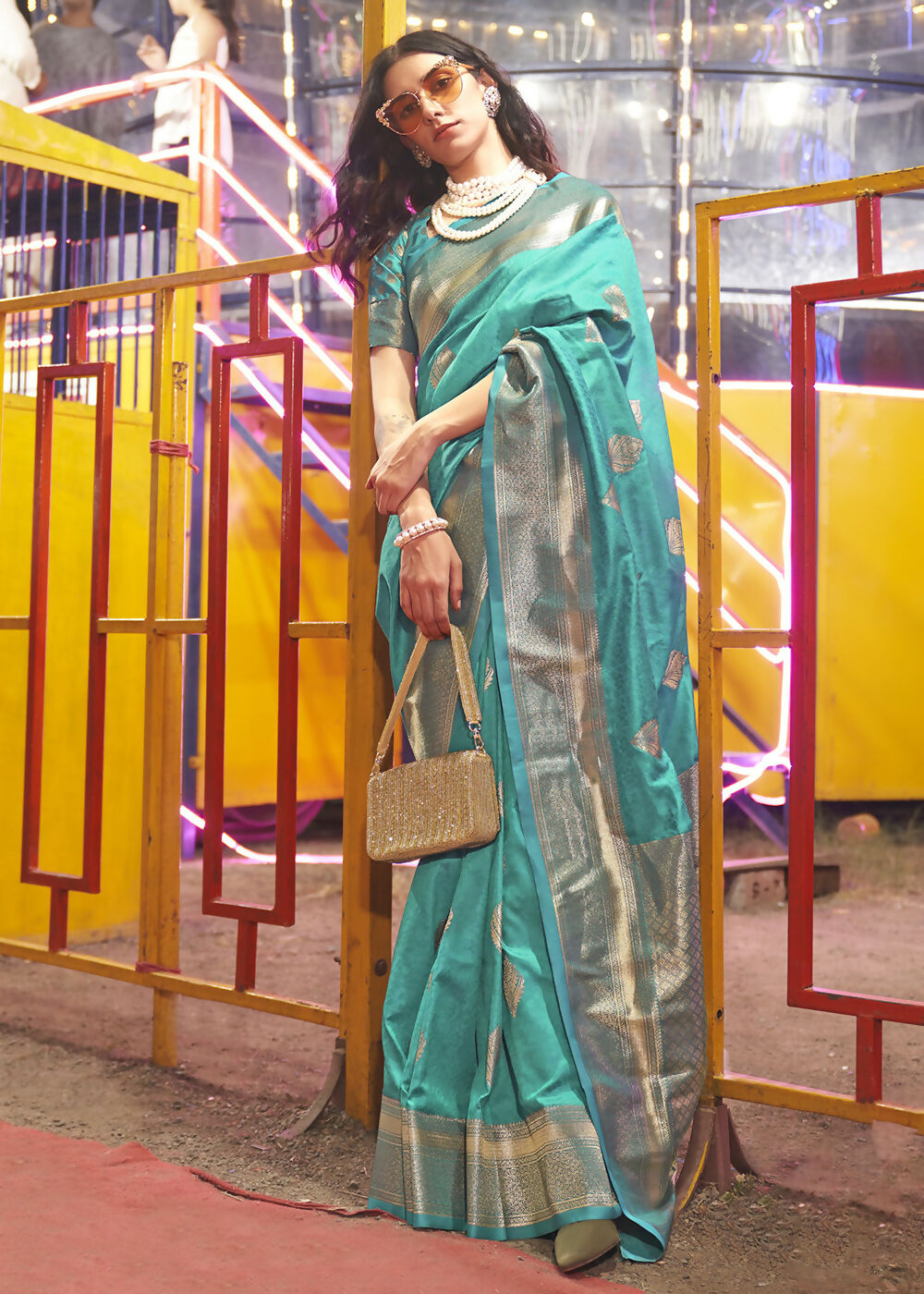 Beautiful Aqua Blue Handloom Weaving Silk Saree - Emponline | Swadesiicart