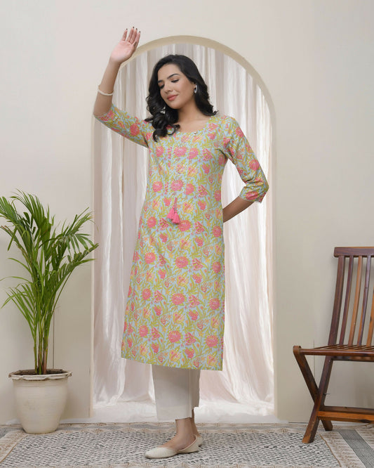 Vaasva Women Multi Cotton Printed Straight Kurti With Pant | Swadesiicart