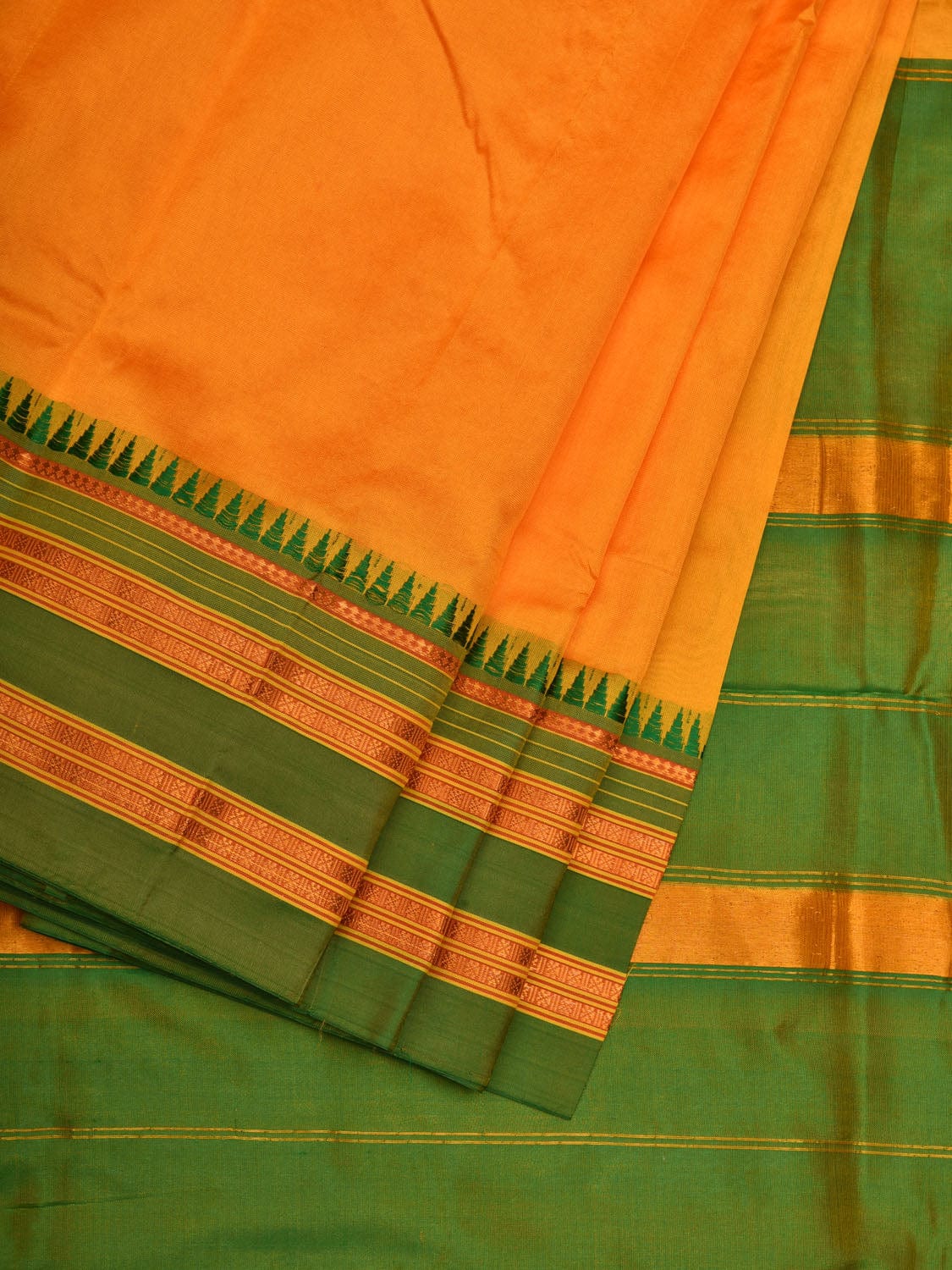 Yellow and Green Narayanpet Silk Handloom Plain Saree with Traditional Border Design No Blouse - Global Threads | Swadesiicart