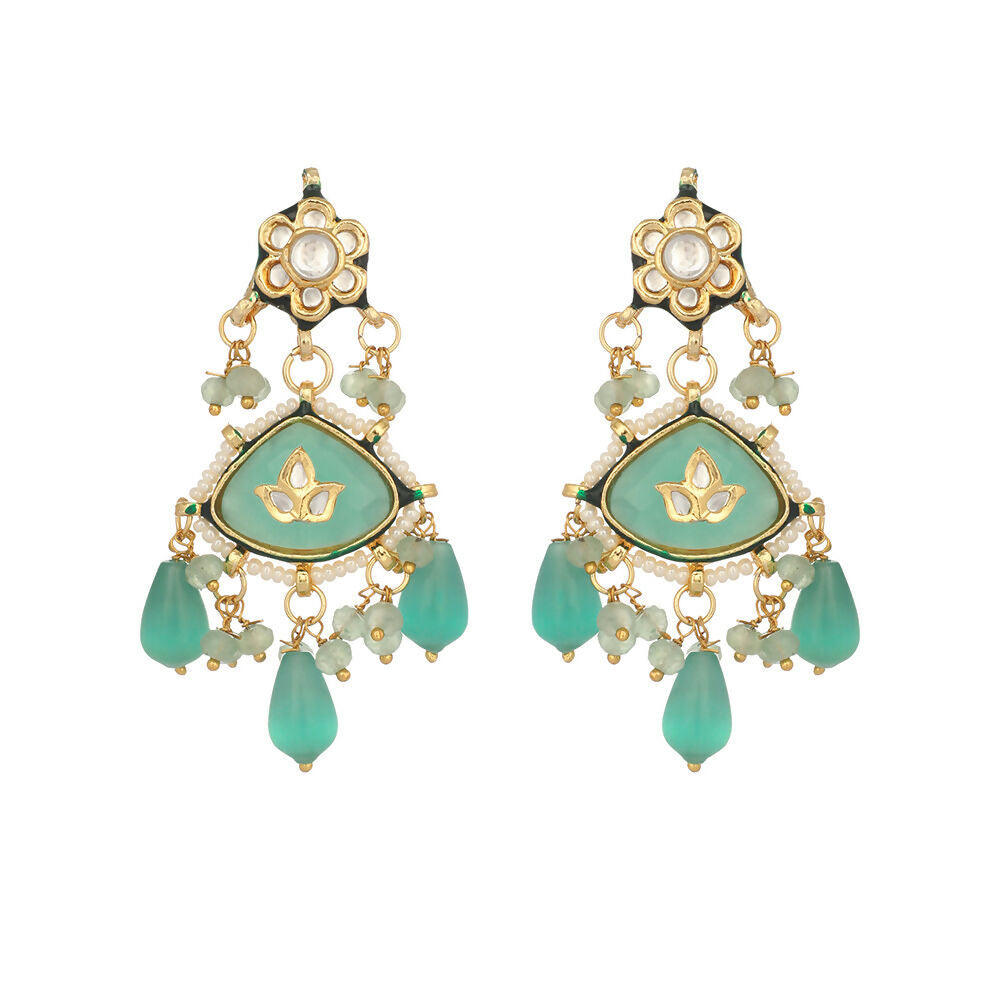 Nuyug 22K Gold Plated Lush Green Maang Tikka & Earrings Set | Swadesiicart