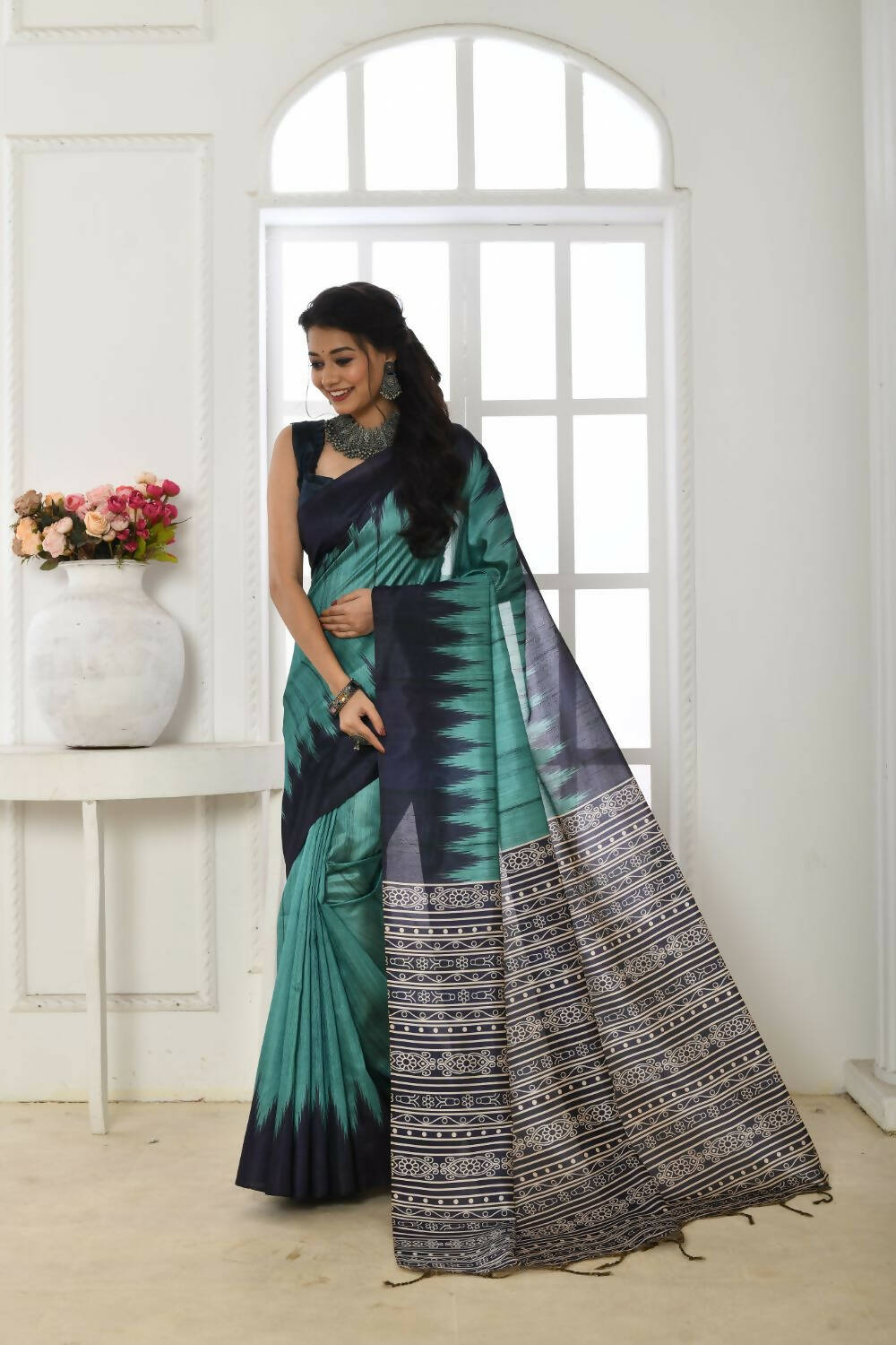 Vishnu Weaves Women's Firozi Tussar Silk Temple Print Saree with Blouse - Swadesiicart