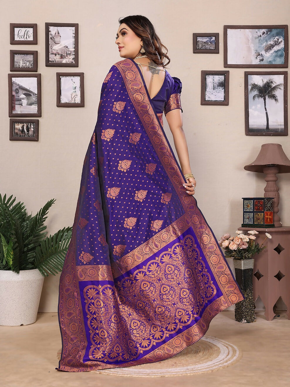 Joban Fashion Banarasi Navy Blue Woven Soft Silk Saree | Swadesiicart