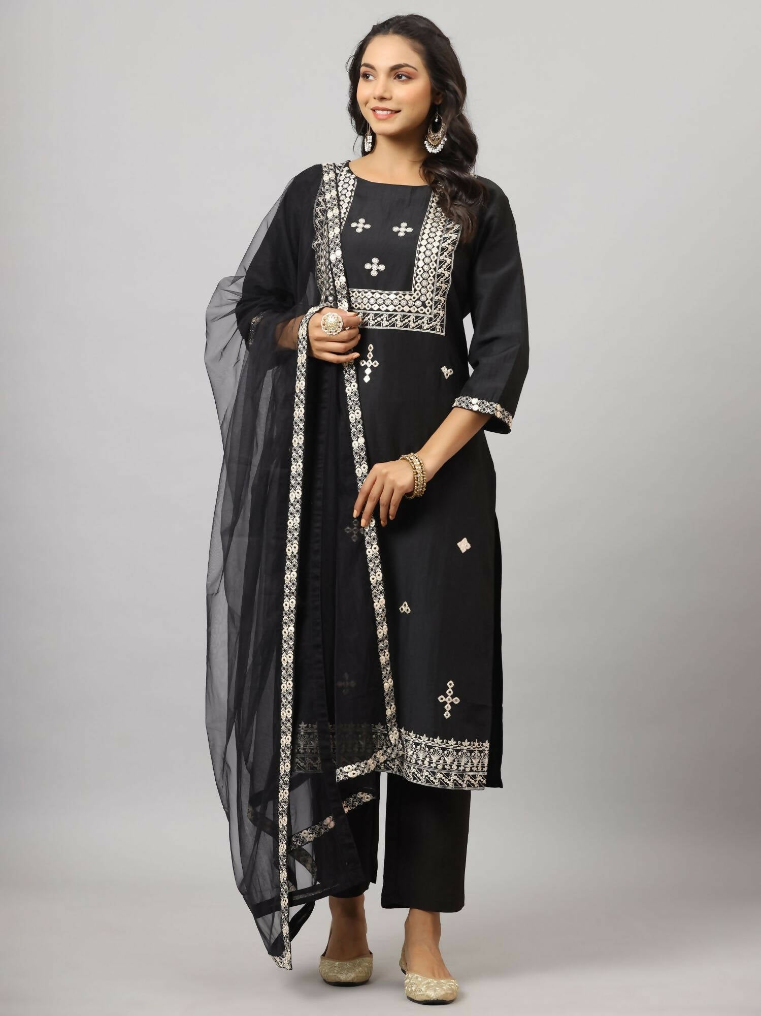 Juniper Women's Black Chinnon Solid Embroidered Kurta Set | Swadesiicart