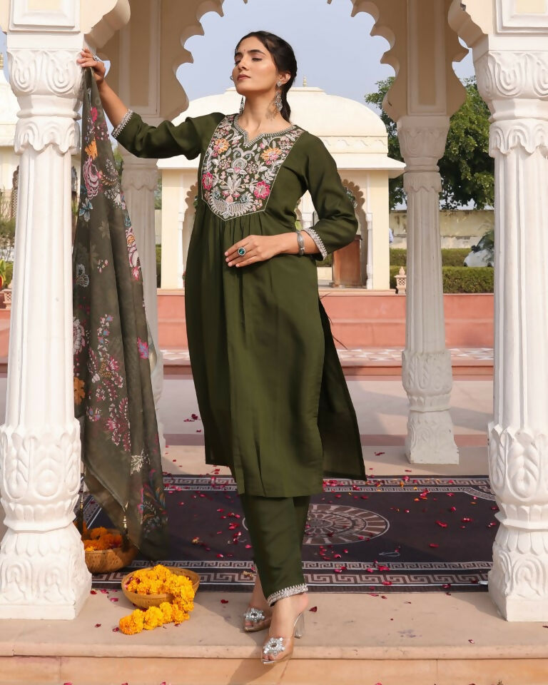 Jyoti Fashion Women's Mehendi Cotton Silk Hand Work with Floral Printed Kurta Set | Swadesiicart