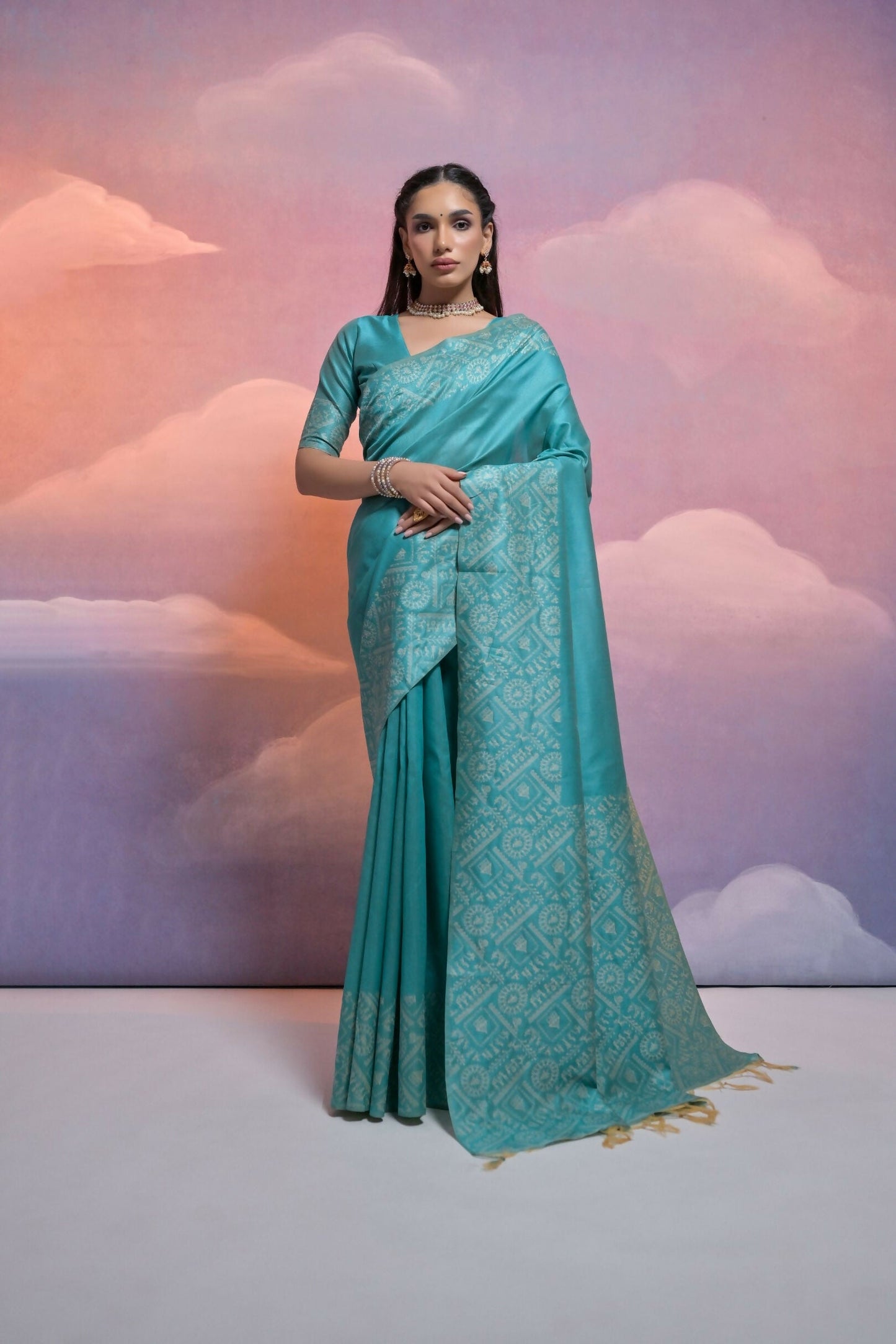 Vishnu Weaves Women's Firozi Handloom Raw Silk Woven Border Saree with Blouse - Swadesiicart