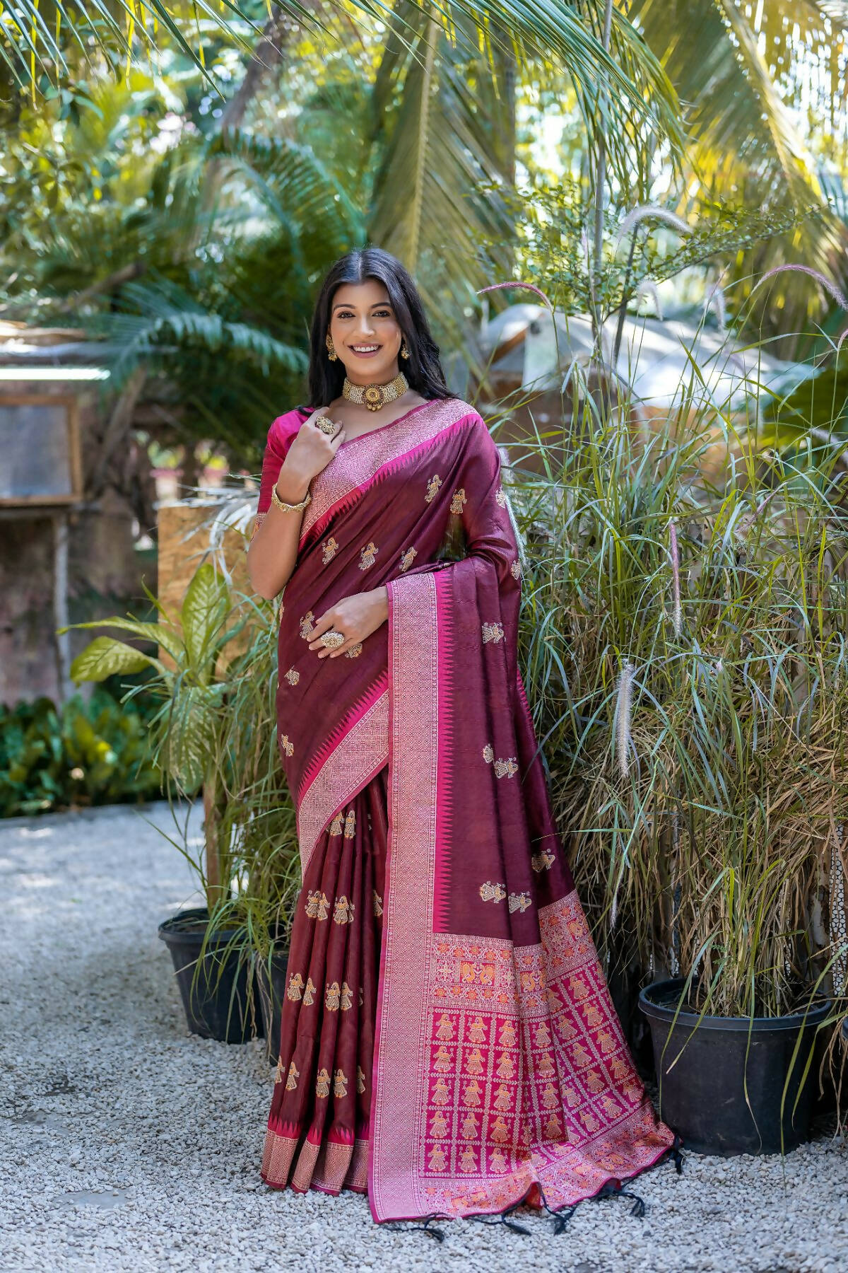 Vishnu Weaves Women's Maroon Tussar Silk Zari Woven Saree with Blouse - Swadesiicart