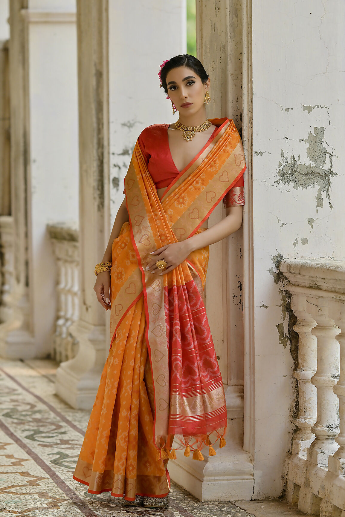 Vishnu Weaves Women's Mustard Raw Silk Thread Ikkat Woven Saree with Blouse - Swadesiicart