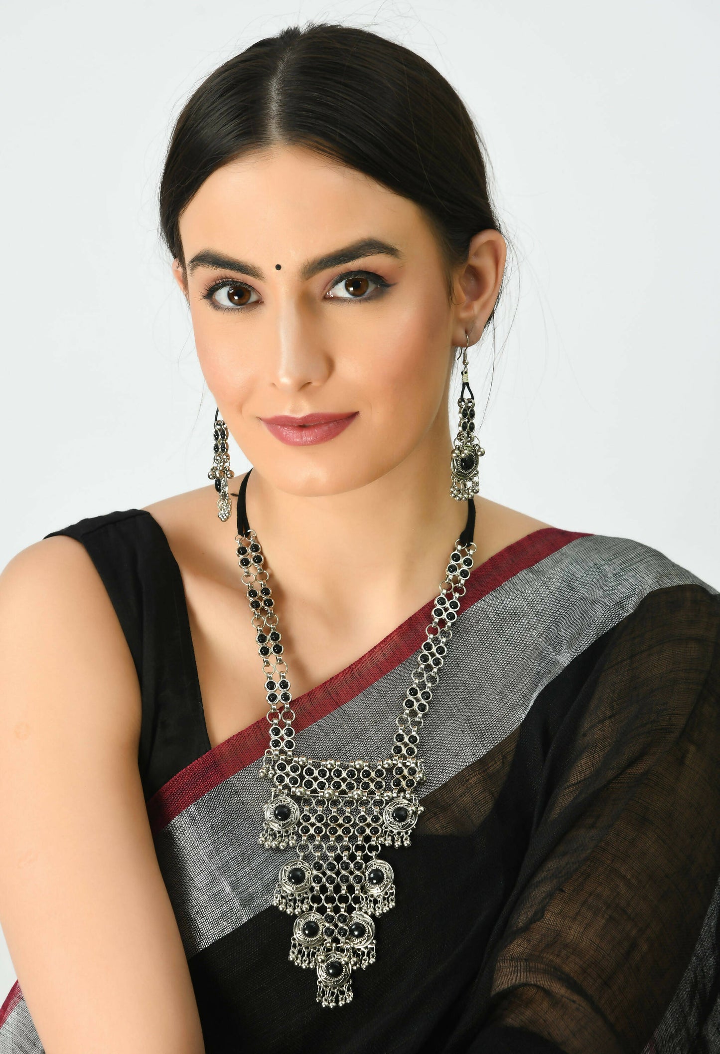 Mominos Fashion Johar Kamal Oxidised Silver-Plated Brass Finish Black Kundan Afghani Long Necklace For Women | Swadesiicart