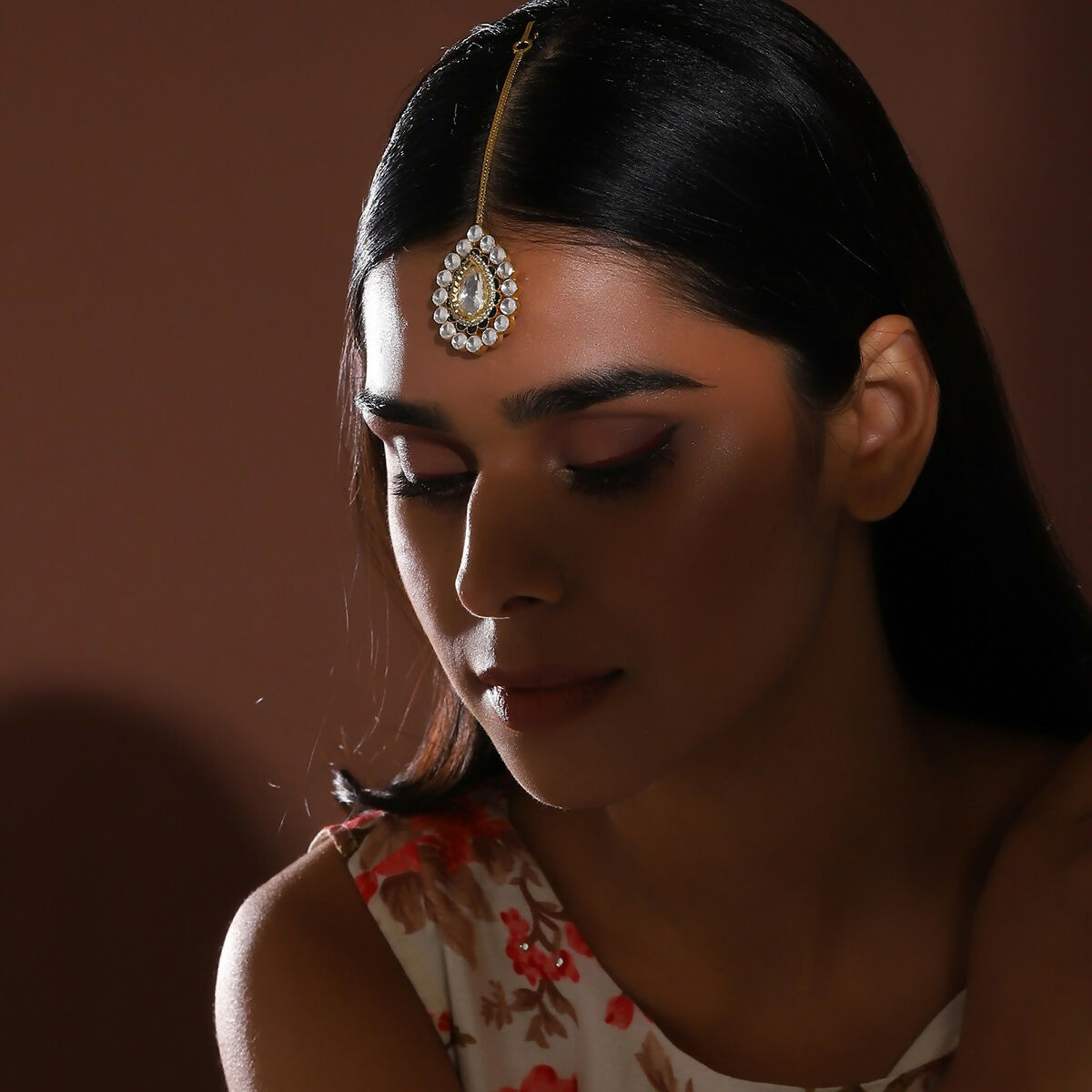 Tear Drop Kundan Maang Tikka- Ruby Raang | Swadesiicart