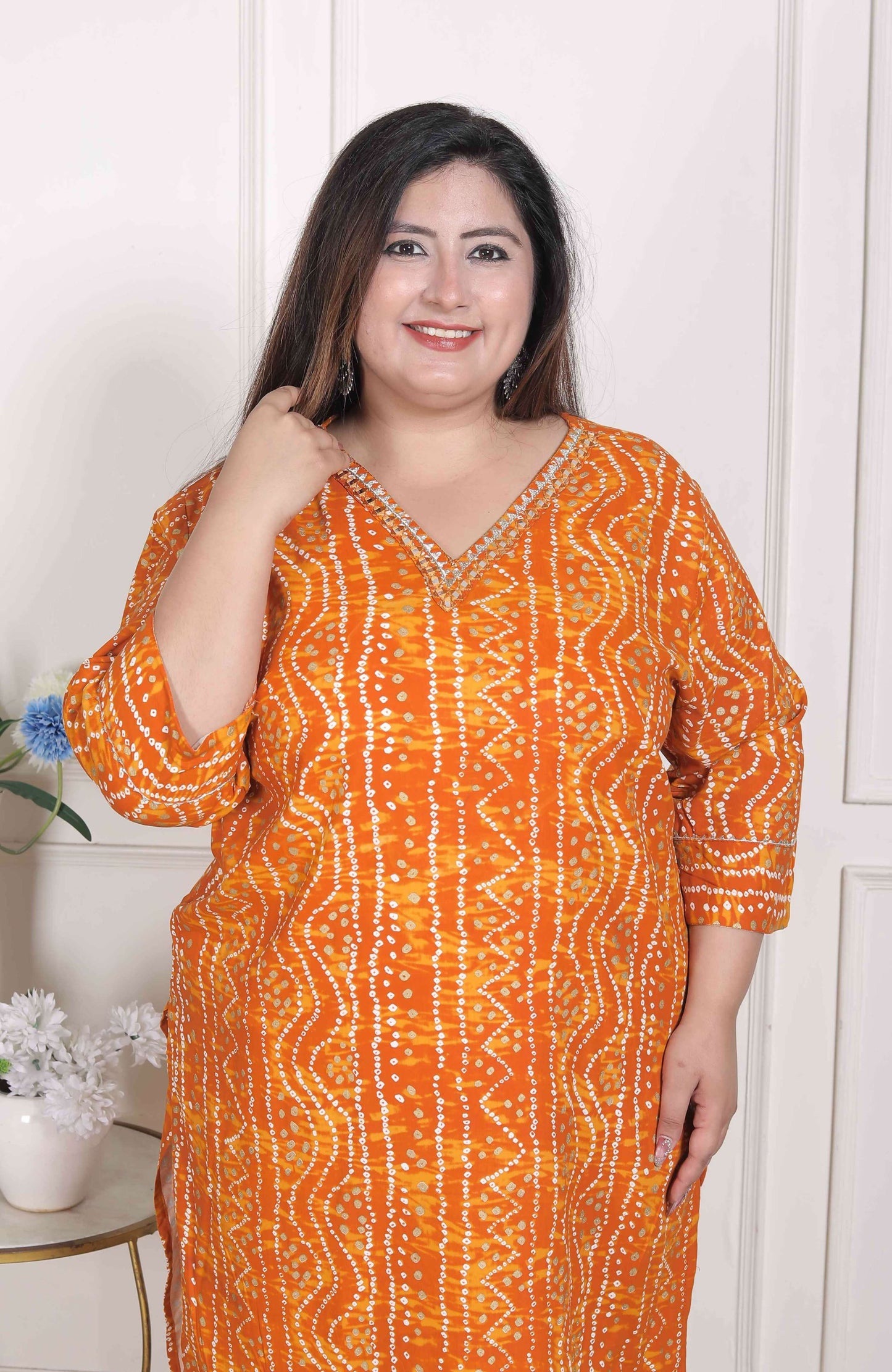 Miravan Women's Plus Size Yellow Bandhani Printed Straight Kurta - Swadesiicart