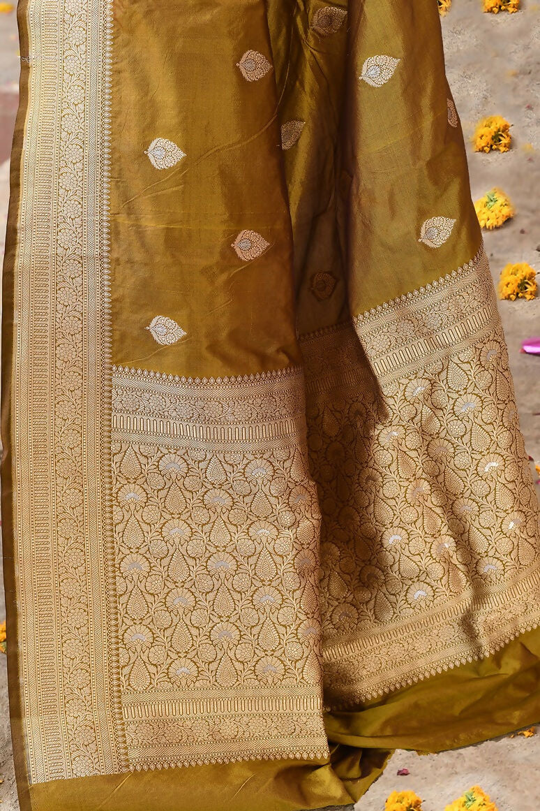 Joban Fashion Olive Pure Katan Pure Handloom Banarasi Silk Saree | Swadesiicart