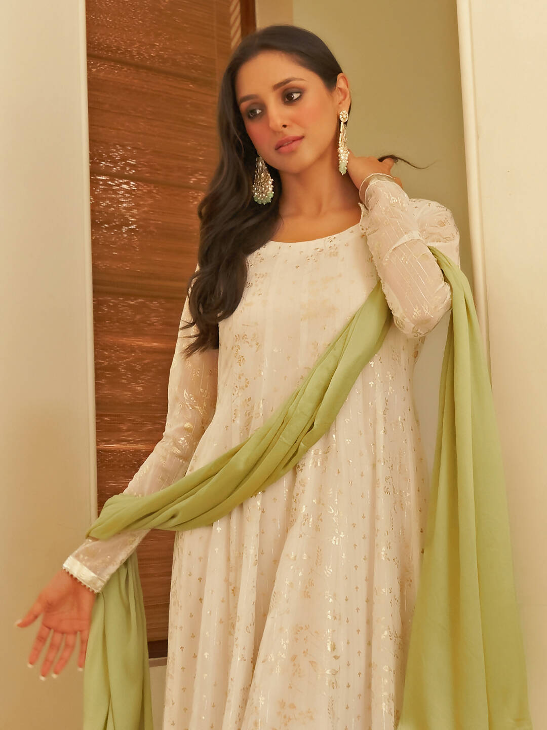 Janasya Women's White Chiffon Lurex Foil Printed Festive Anarkali Kurta Set | Swadesiicart