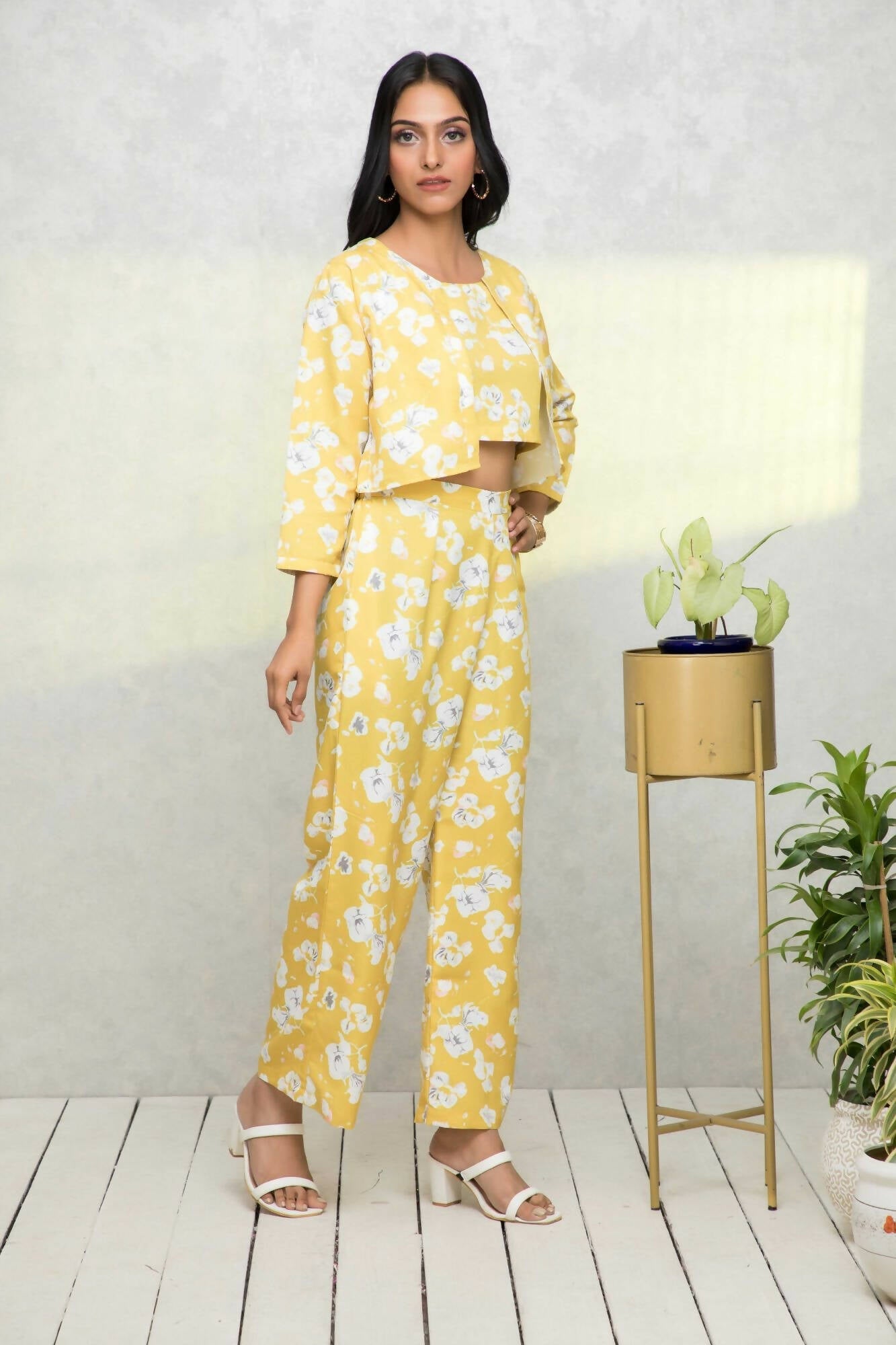 Myshka Women Yellow Printed Pastels Co-Ords - Swadesiicart