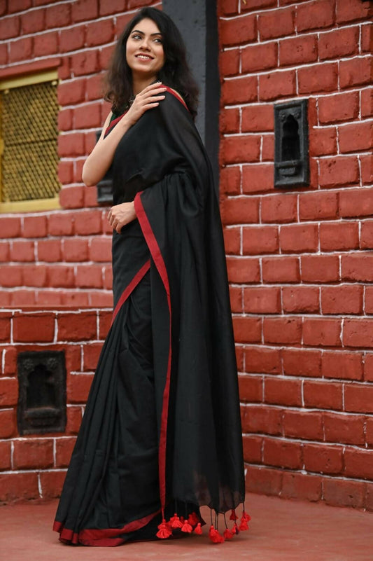 Very Much Indian Pure Cotton Handloom Saree With Intricate Border - Black | Swadesiicart